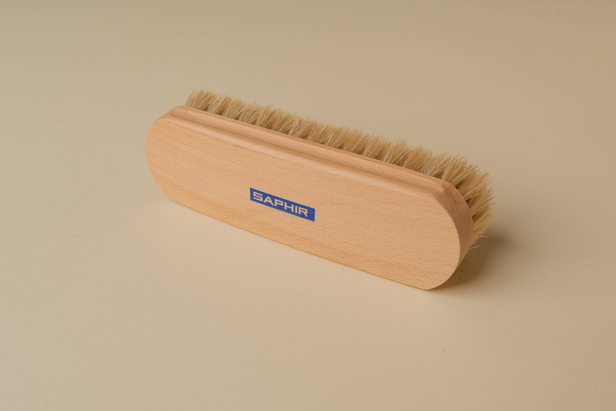 Saphir Beaute De Cuir shine brush