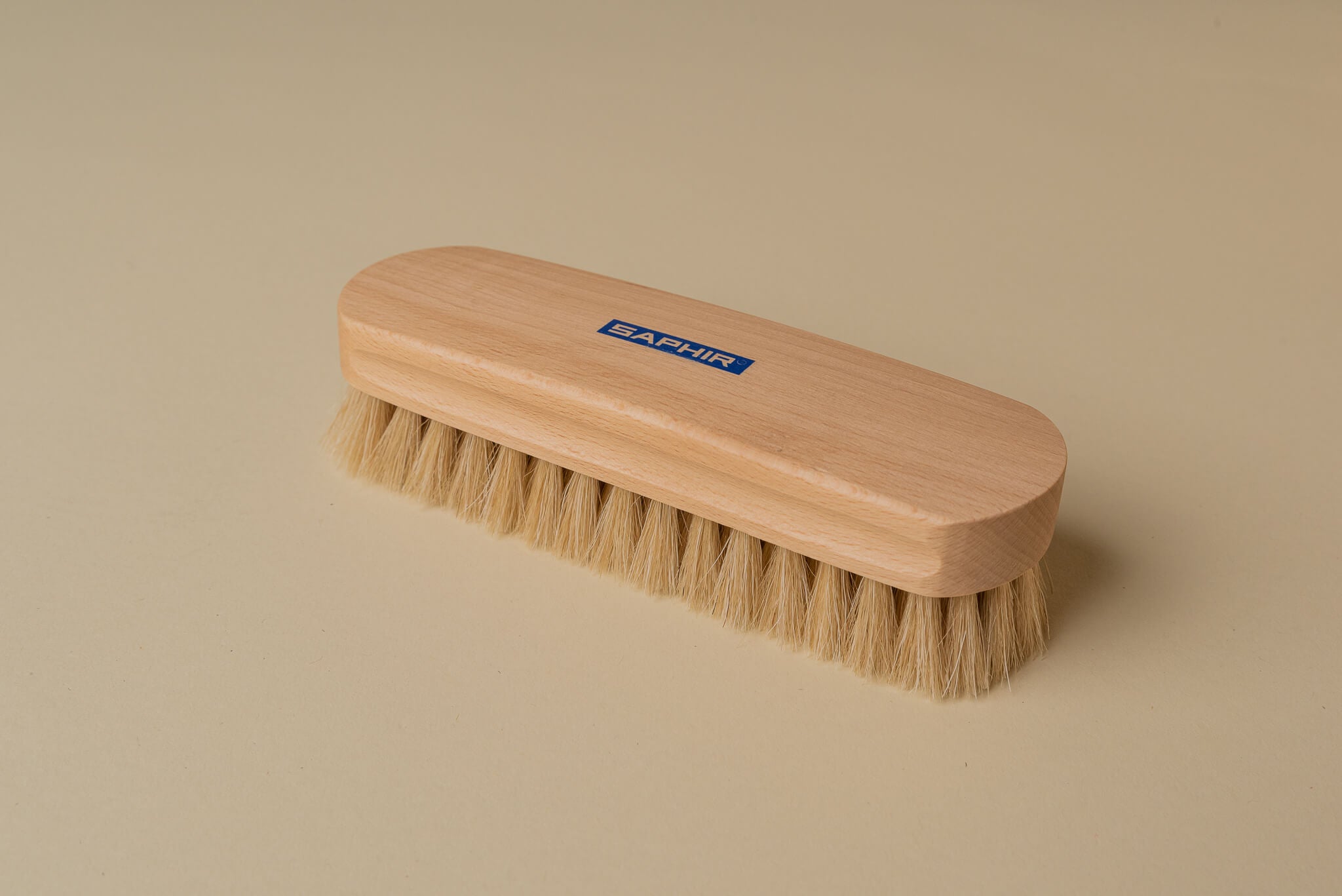 Saphir Beaute De Cuir shine brush