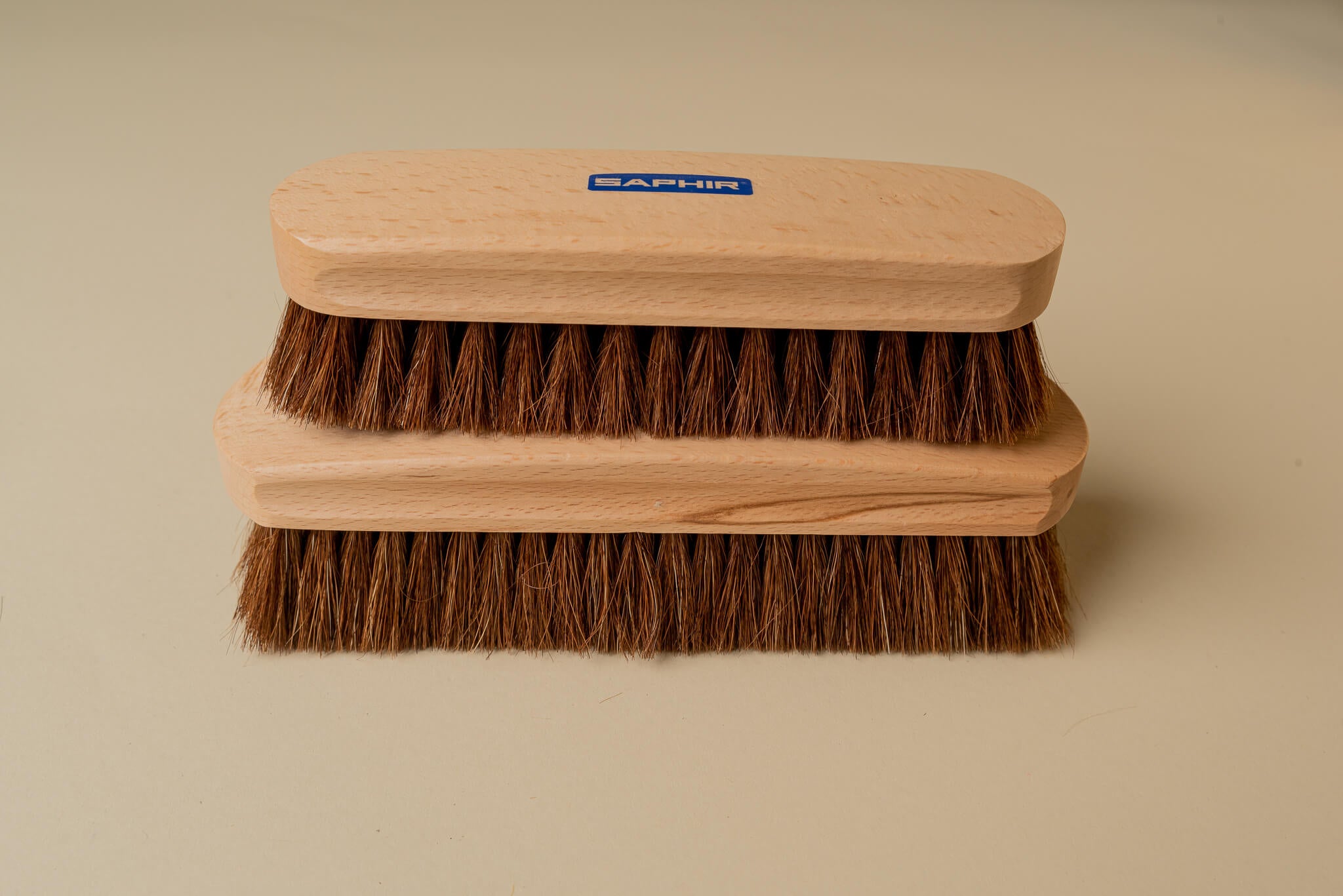 Saphir Beaute De Cuir shine brush