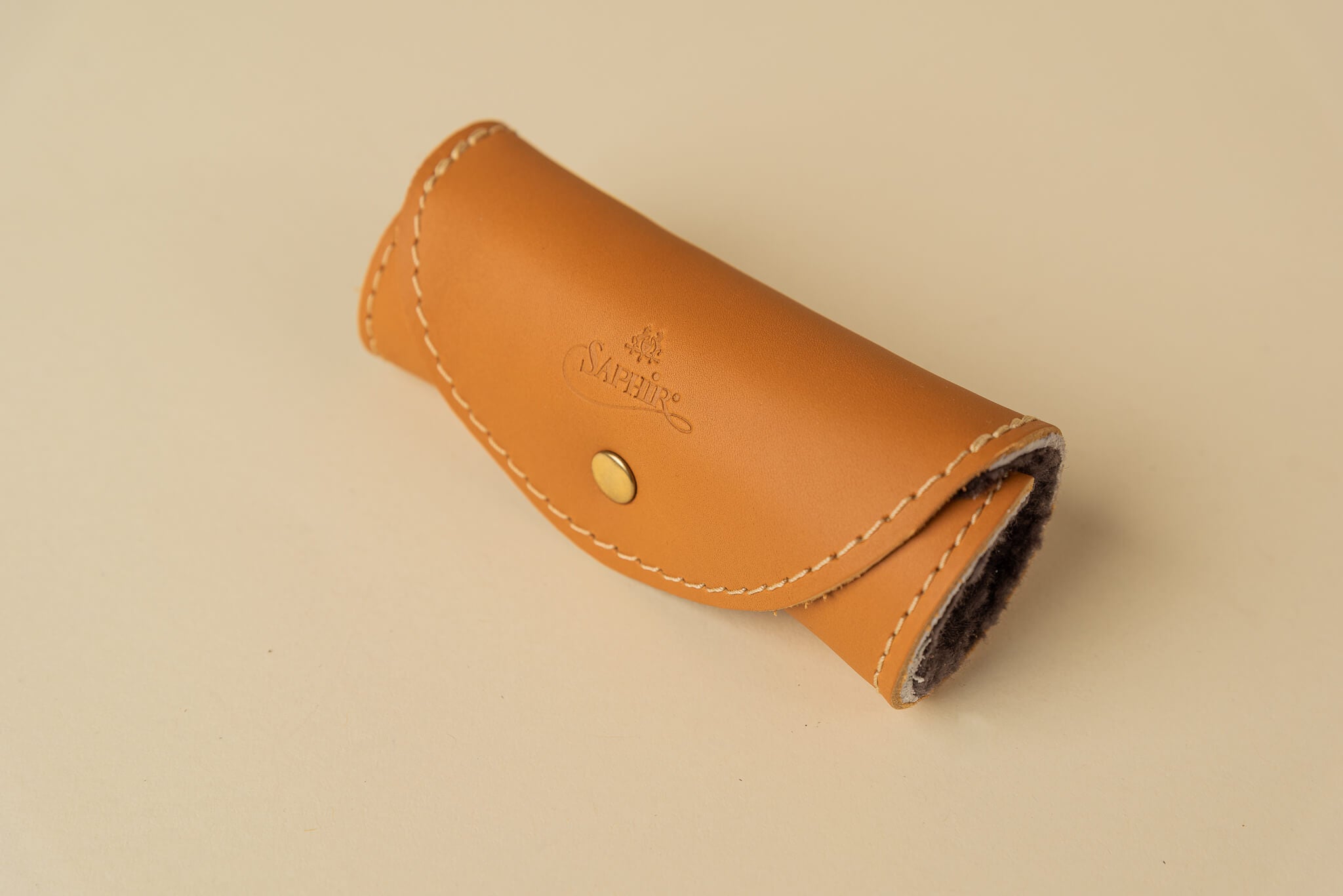 Saphir Medaille d'Or Sheep skin leather and lambswool polishing glove
