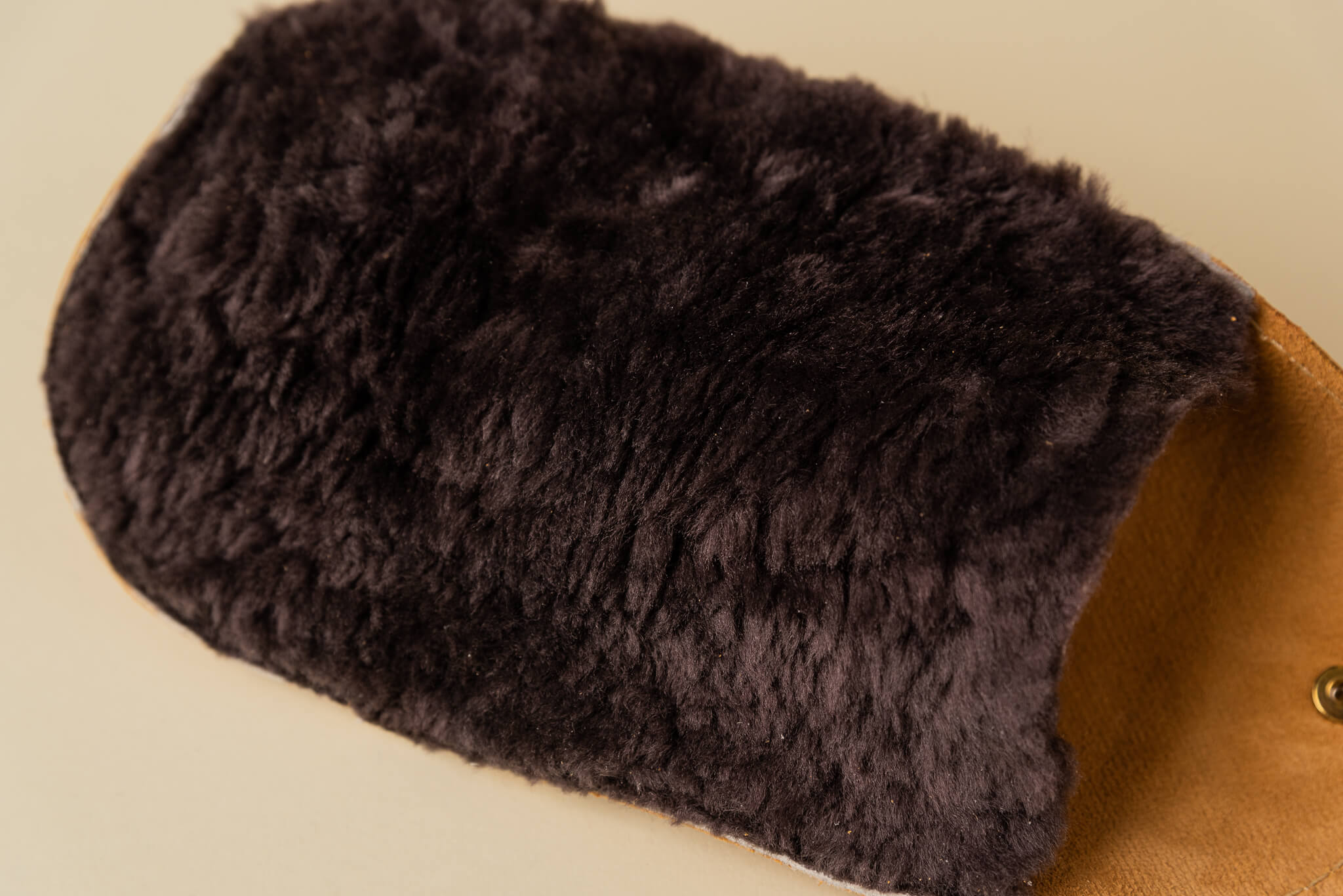 Saphir Medaille d'Or Sheep skin leather and lambswool polishing glove