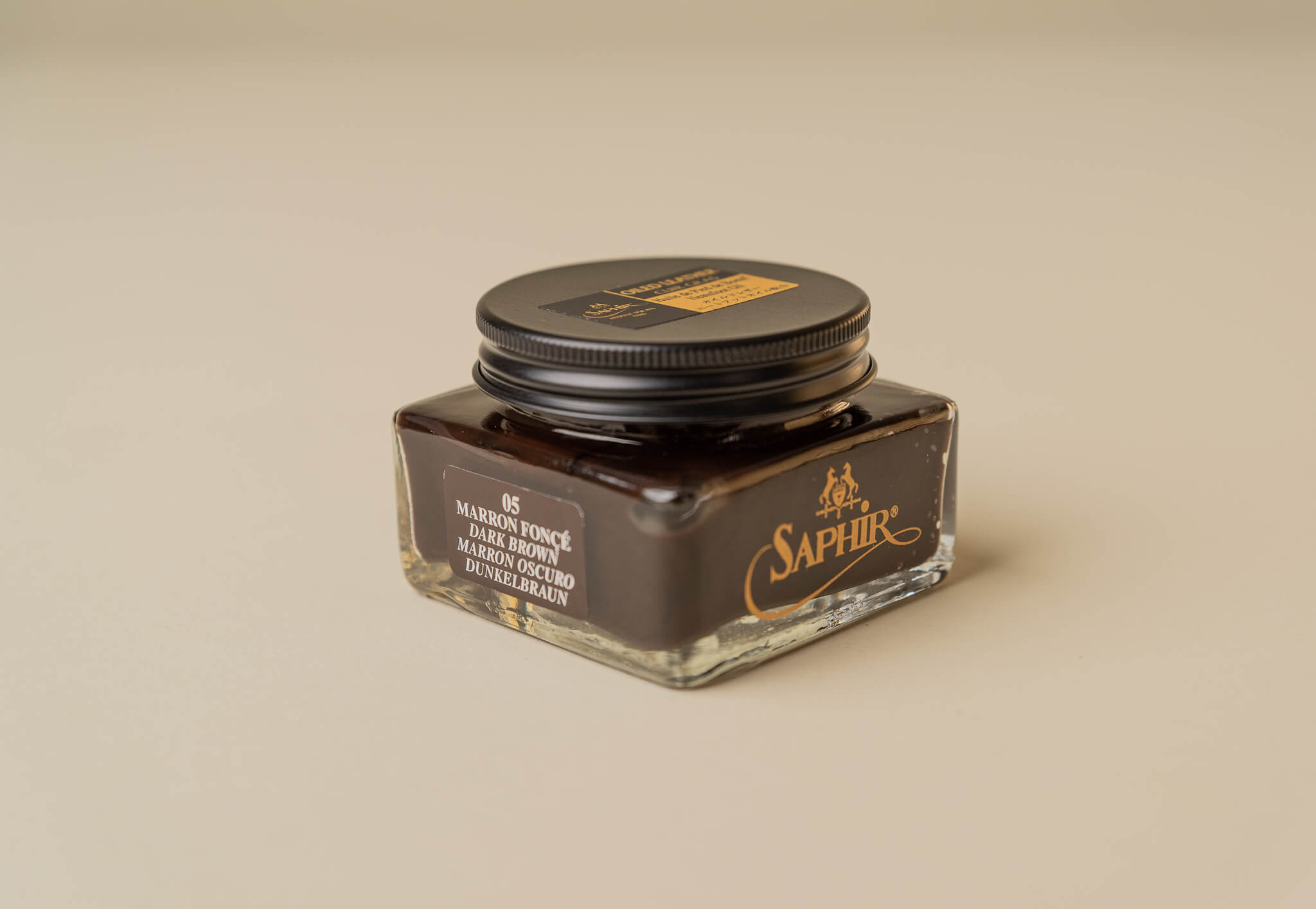 Saphir Medaille d'Or Oiled leather cream Dark brown 05 - Brillare 