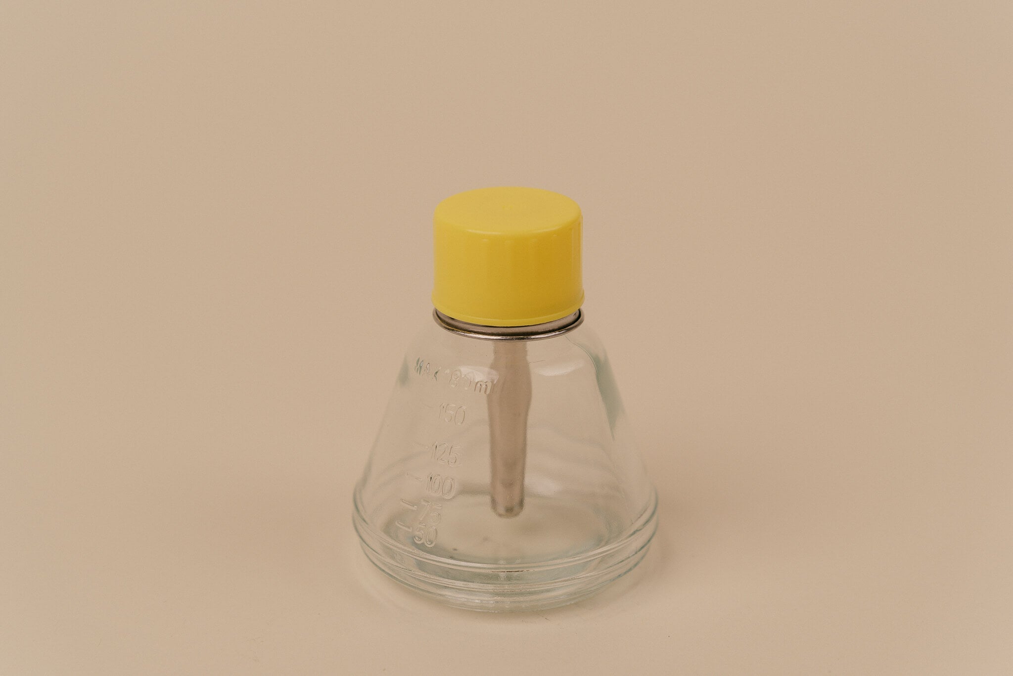 Brillaré water drop glass dispenser for polishing shoes and boots 